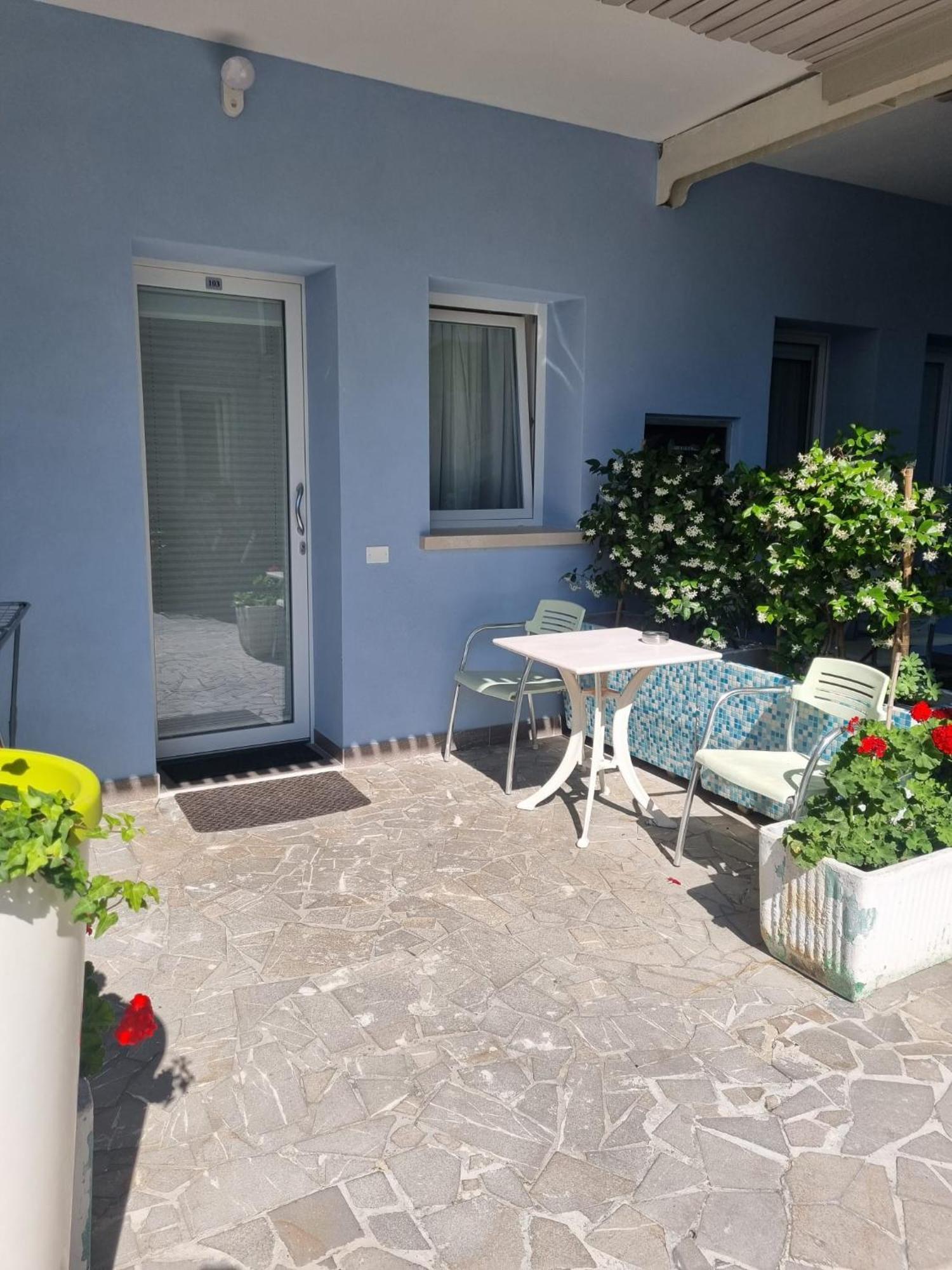 Appart-Hotel Holiday Lignano Sabbiadoro Habitación foto